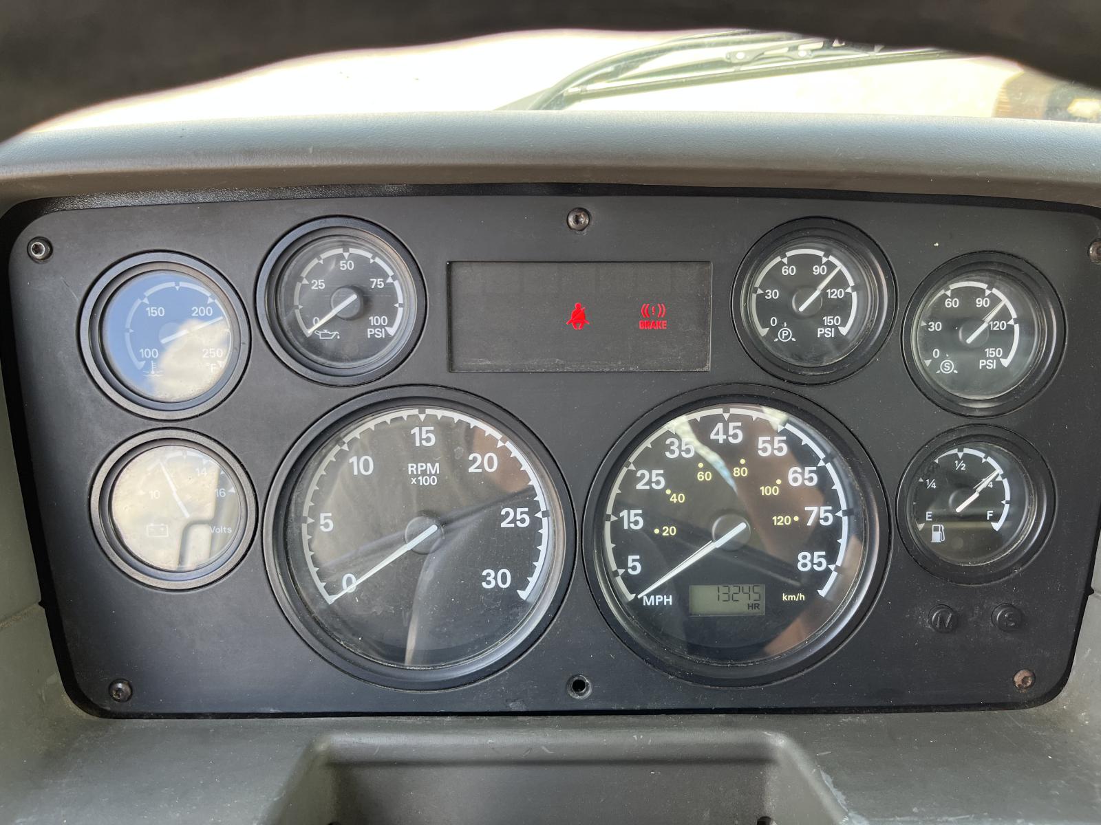 ./imagenes/INVOICE/2019/18183/CAMION STERLING L7500 (8).JPG